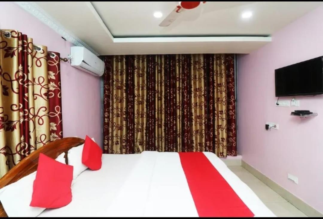 Hotel Ayush International Balasore Exteriér fotografie